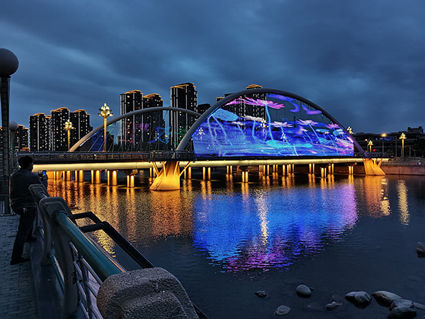 1742970194152440.jpg 疏勒河道亮化.jpg