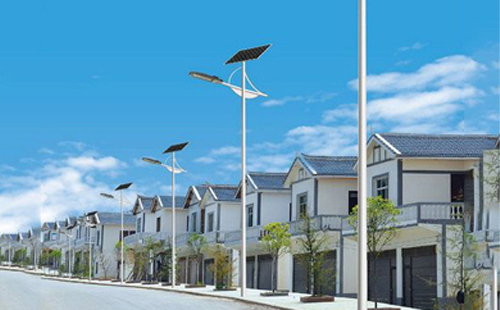 疏勒太阳能路灯配置与在乡村道路照明中的应用